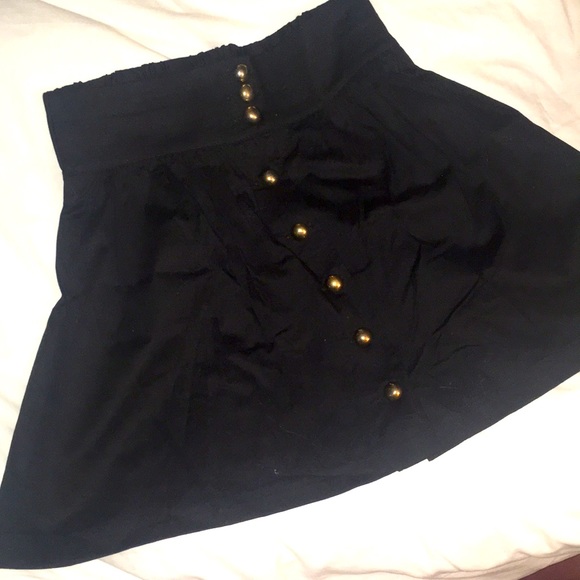 Adorable black and gold button high waist skirt - Picture 1 of 9